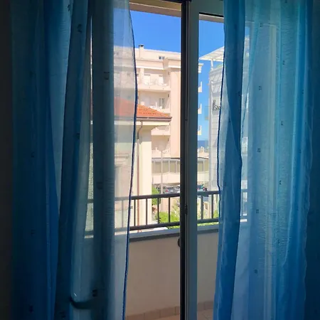 Pm 3 Via Massimiliano Grazia Appartement Rimini